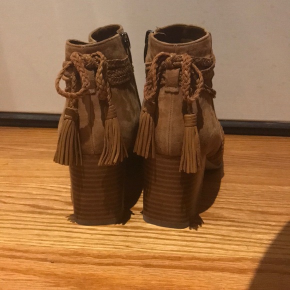 Via Spiga Maddox block heel bootie boots shoes - Picture 5 of 8